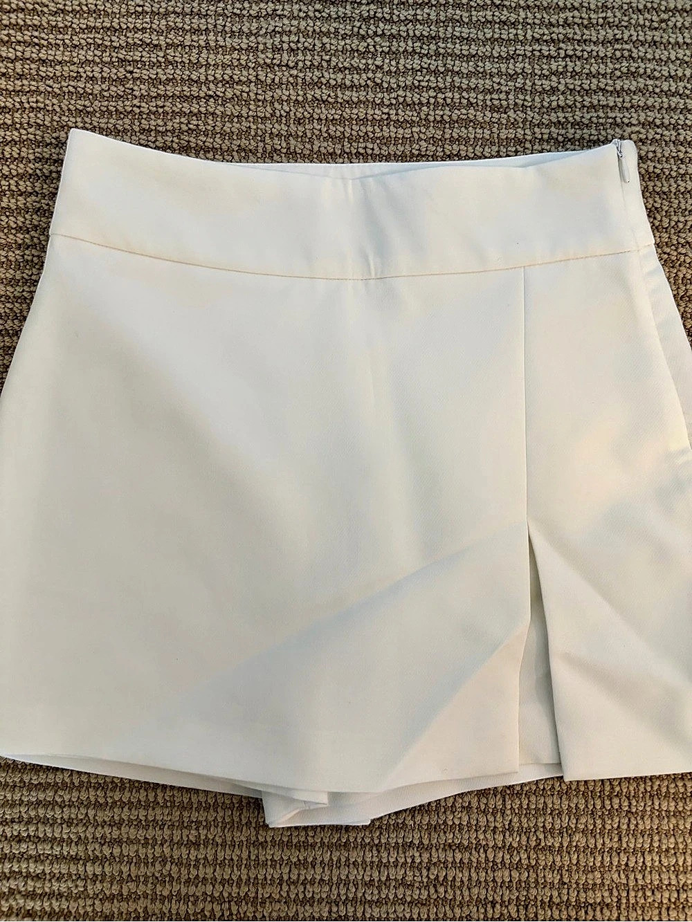 Zara Slit Hem Skort White Size Medium